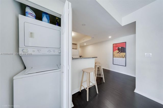 115 SW 11th St 505, Miami, FL 33130