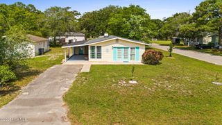115 NE 66th Street, Oak Island, NC 28465