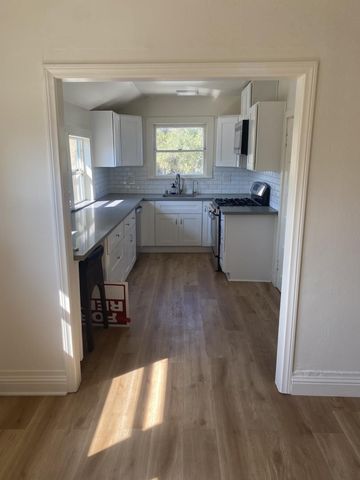 533 University Avenue, Los Gatos, CA 95032