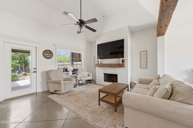 204 Bald Eagle Drive, Lafayette, LA 70508