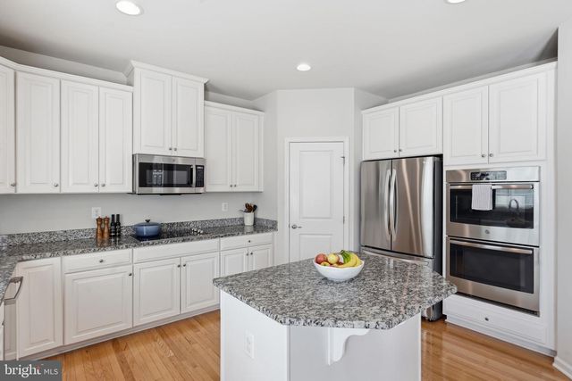 16 WHITE CHAPEL LN, Stafford, VA 22554