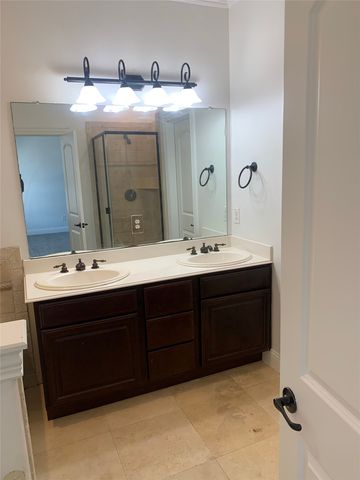 2316 Stutz Drive A, Dallas, TX 75235