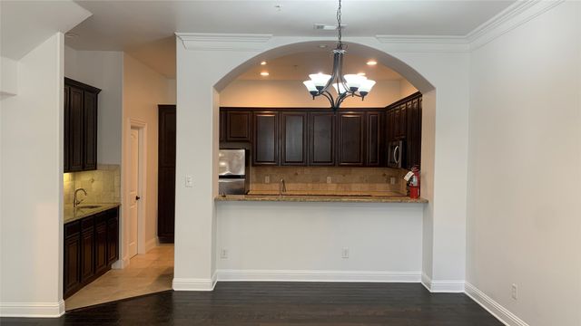 2316 Stutz Drive A, Dallas, TX 75235