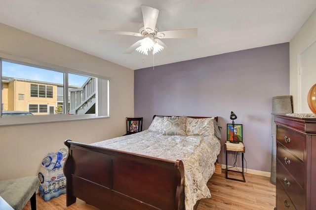 2121 NE 1st Court 105, Boynton Beach, FL 33435