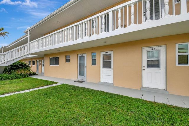 2121 NE 1st Court 105, Boynton Beach, FL 33435