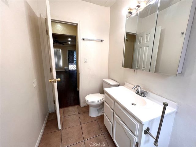 10238 Woodworth Avenue 2, Inglewood, CA 90303