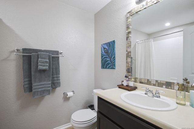 1710 Laurel Pathway, San Antonio, TX 78245
