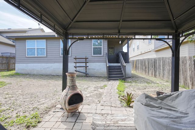 1710 Laurel Pathway, San Antonio, TX 78245