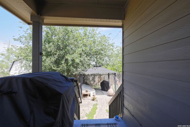 1710 Laurel Pathway, San Antonio, TX 78245