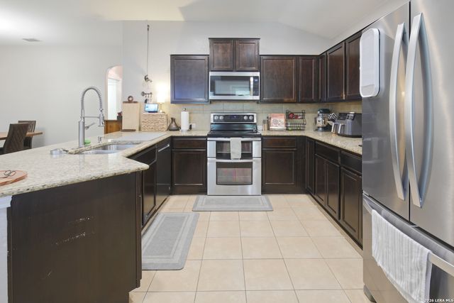 1710 Laurel Pathway, San Antonio, TX 78245
