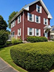 7 Forest Ave 2, Natick, MA 01760