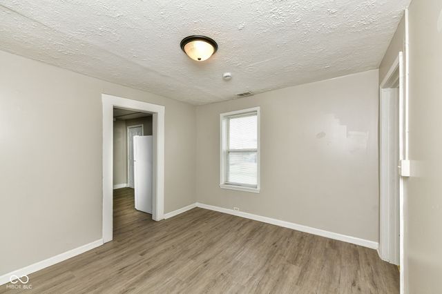 421 Villa Avenue, Indianapolis, IN 46201