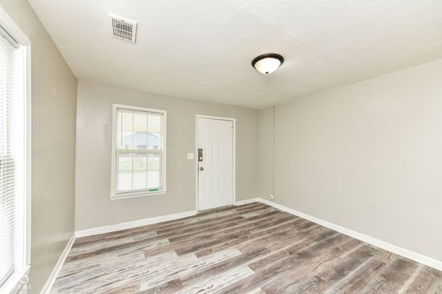 421 Villa Avenue, Indianapolis, IN 46201