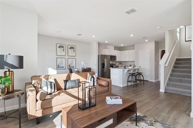 591 PRESTON COVE DRIVE, St Cloud, FL 34771