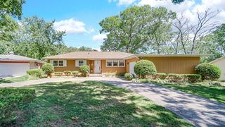 329 California Place, Hobart, IN 46342