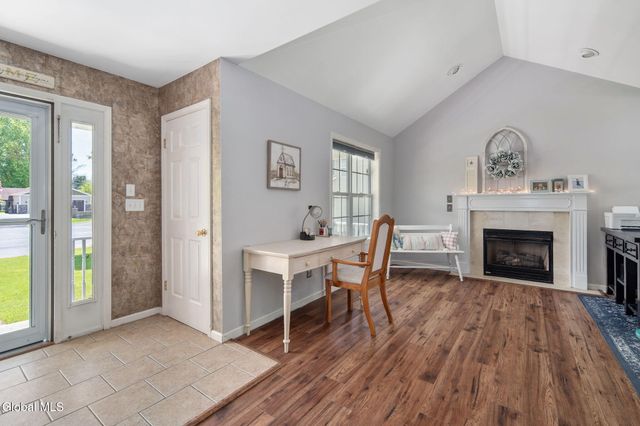 1150 Dianne Court, Rotterdam, NY 12303