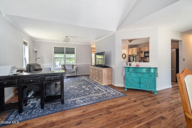 1150 Dianne Court, Rotterdam, NY 12303