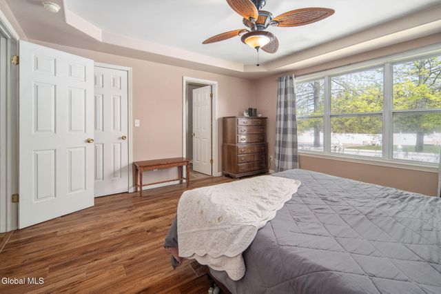1150 Dianne Court, Rotterdam, NY 12303