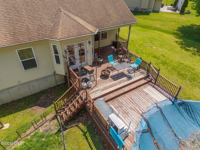1150 Dianne Court, Rotterdam, NY 12303
