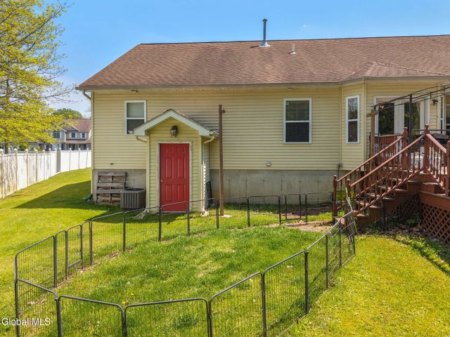 1150 Dianne Court, Rotterdam, NY 12303