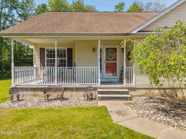 1150 Dianne Court, Rotterdam, NY 12303
