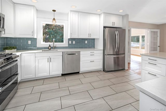 520 Bleeker Avenue, Mamaroneck, NY 10543