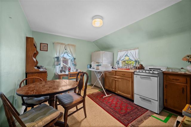 1521 Pacific Ave, Harrison Twp, PA 15065