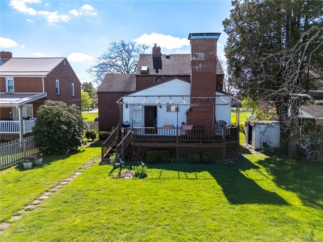 1521 Pacific Ave, Harrison Twp, PA 15065