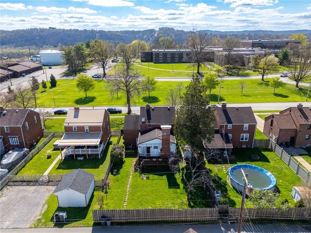 1521 Pacific Ave, Harrison Twp, PA 15065