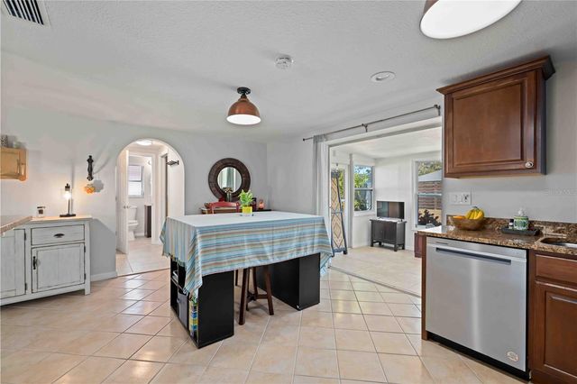 3035 SHAMROCK DRIVE, Venice, FL 34293