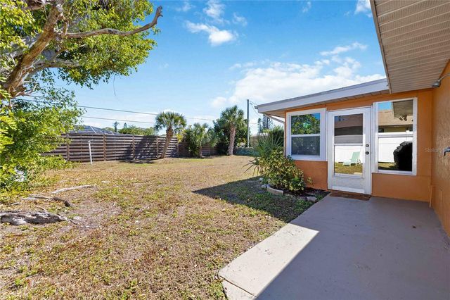 3035 SHAMROCK DRIVE, Venice, FL 34293