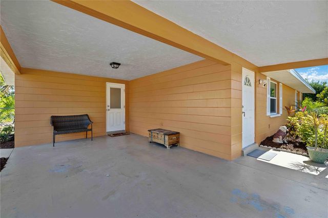 3035 SHAMROCK DRIVE, Venice, FL 34293