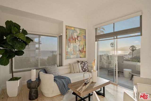 143 Ocean Avenue Ext, Santa Monica, CA 90402