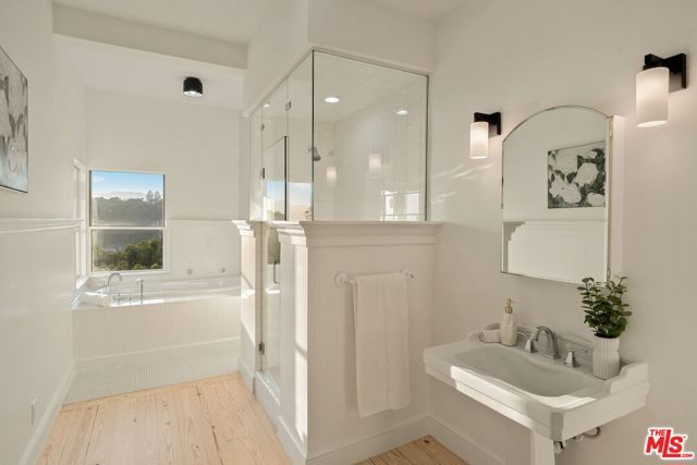 143 Ocean Avenue Ext, Santa Monica, CA 90402