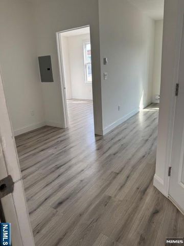 315 70th Street 2, Guttenberg, NJ 07093