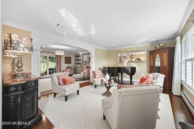 5 Mallard Court, Manalapan, NJ 07726