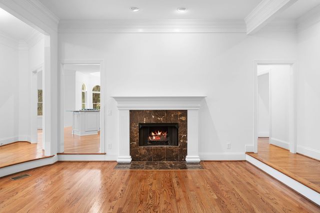 828 Woodburn Dr, Brentwood, TN 37027