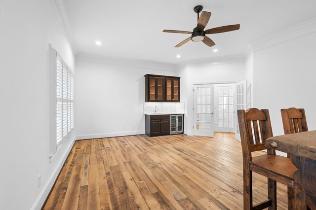 828 Woodburn Dr, Brentwood, TN 37027