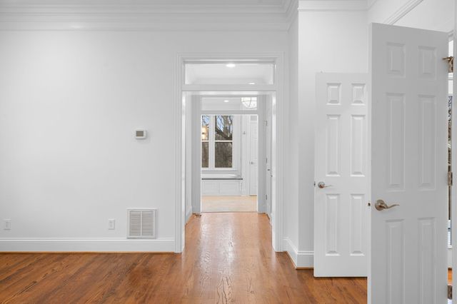 828 Woodburn Dr, Brentwood, TN 37027