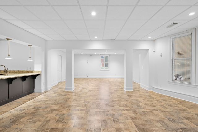 828 Woodburn Dr, Brentwood, TN 37027