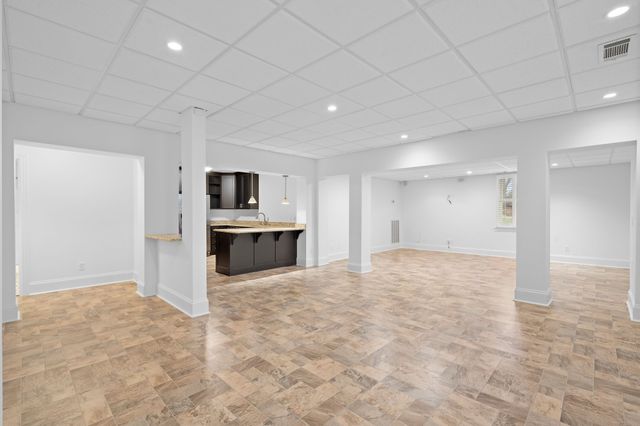 828 Woodburn Dr, Brentwood, TN 37027