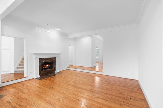 828 Woodburn Dr, Brentwood, TN 37027