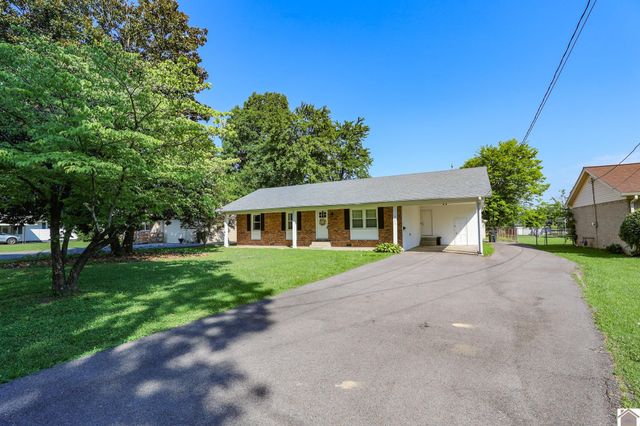 3423 Pines Rd, Paducah, KY 42001