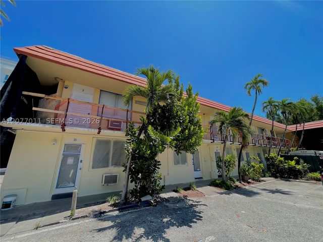 441 Collins Ave 30, Miami Beach, FL 33139