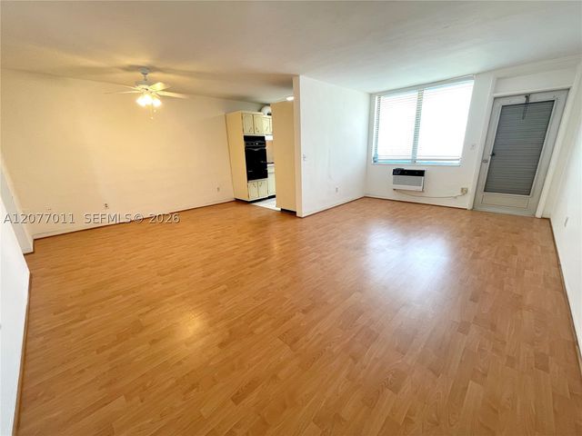 441 Collins Ave 30, Miami Beach, FL 33139