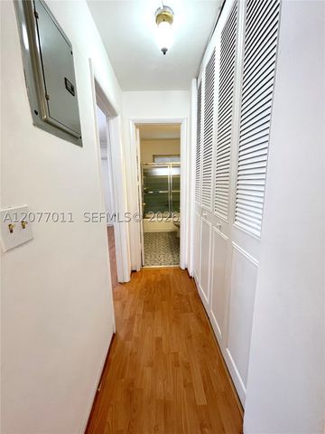 441 Collins Ave 30, Miami Beach, FL 33139