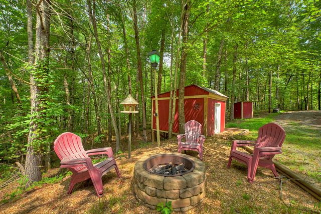 241 Mystic Lane, Blue Ridge, IA 50513