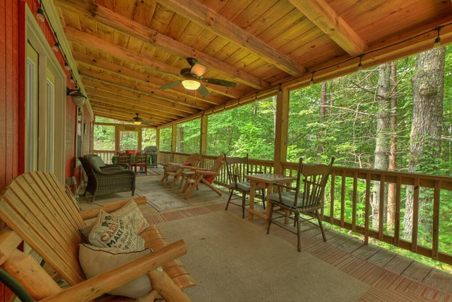 241 Mystic Lane, Blue Ridge, IA 50513