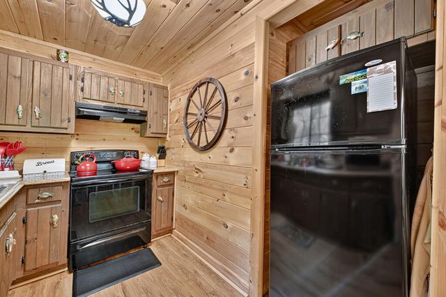 241 Mystic Lane, Blue Ridge, IA 50513
