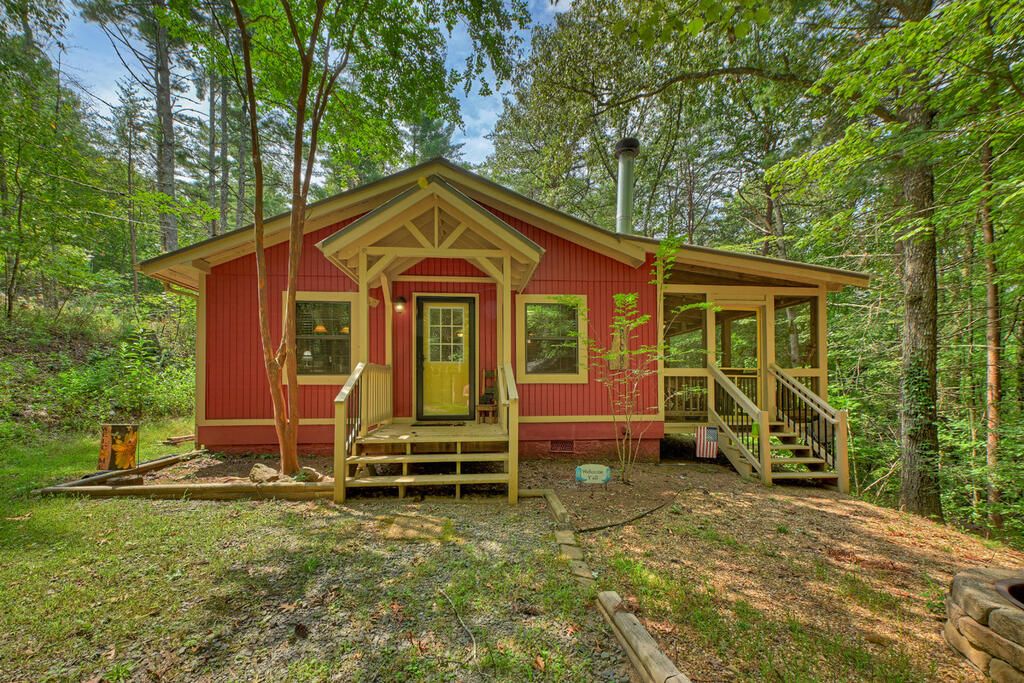 241 Mystic Lane, Blue Ridge, IA 50513